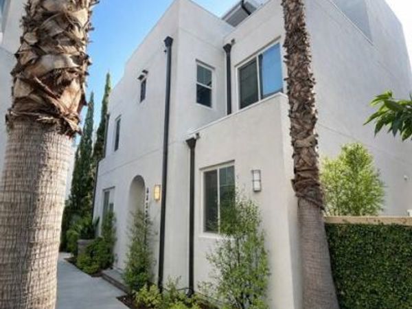 5552 Palm Drive, Hawthorne, CA 90250