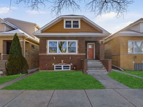 5525 W Berenice Avenue , Chicago, IL 60641