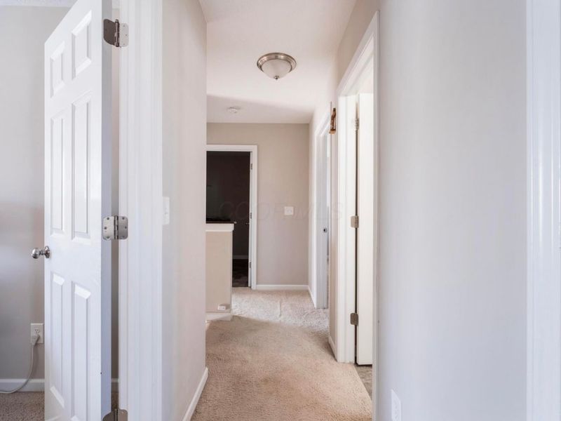 94 Sandburg Drive, Lithopolis, OH 43136 Photo 12