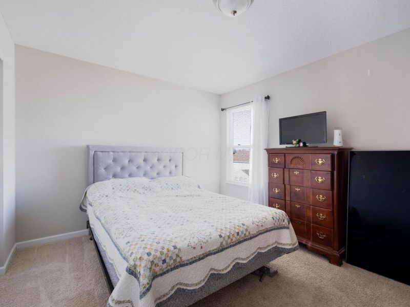 94 Sandburg Drive, Lithopolis, OH 43136 Photo 27