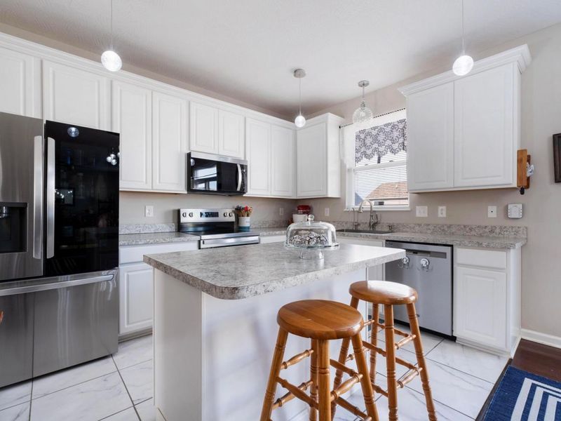 94 Sandburg Drive, Lithopolis, OH 43136 Photo 5