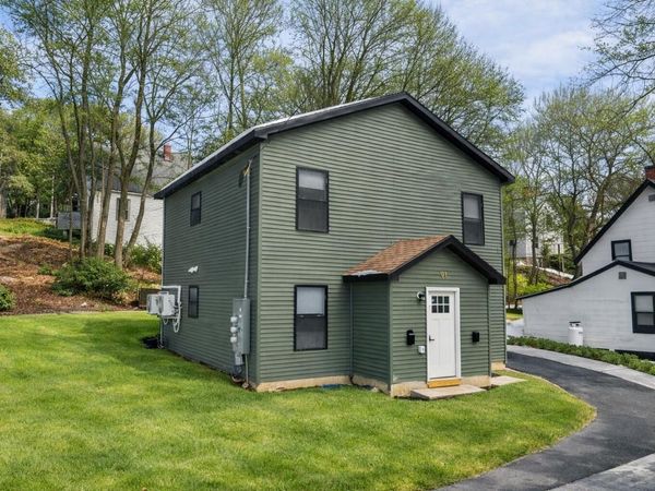 91 Walter Street , Bangor, ME 04401