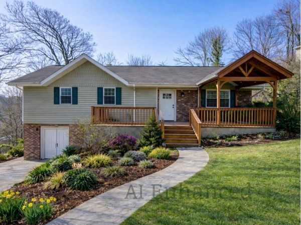 4557 N Ravenwood Drive, Chattanooga, TN 37415