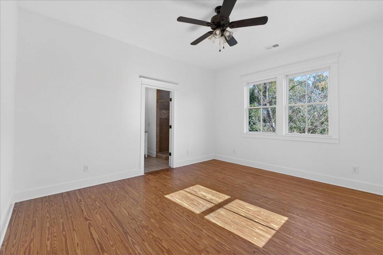 66 America Street  Photo 14