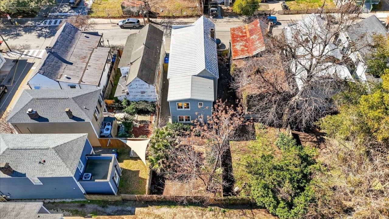 66 America Street  Photo 49