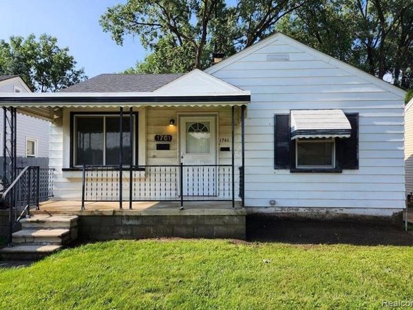 1761 E MILTON Avenue , Hazel Park, MI 48030