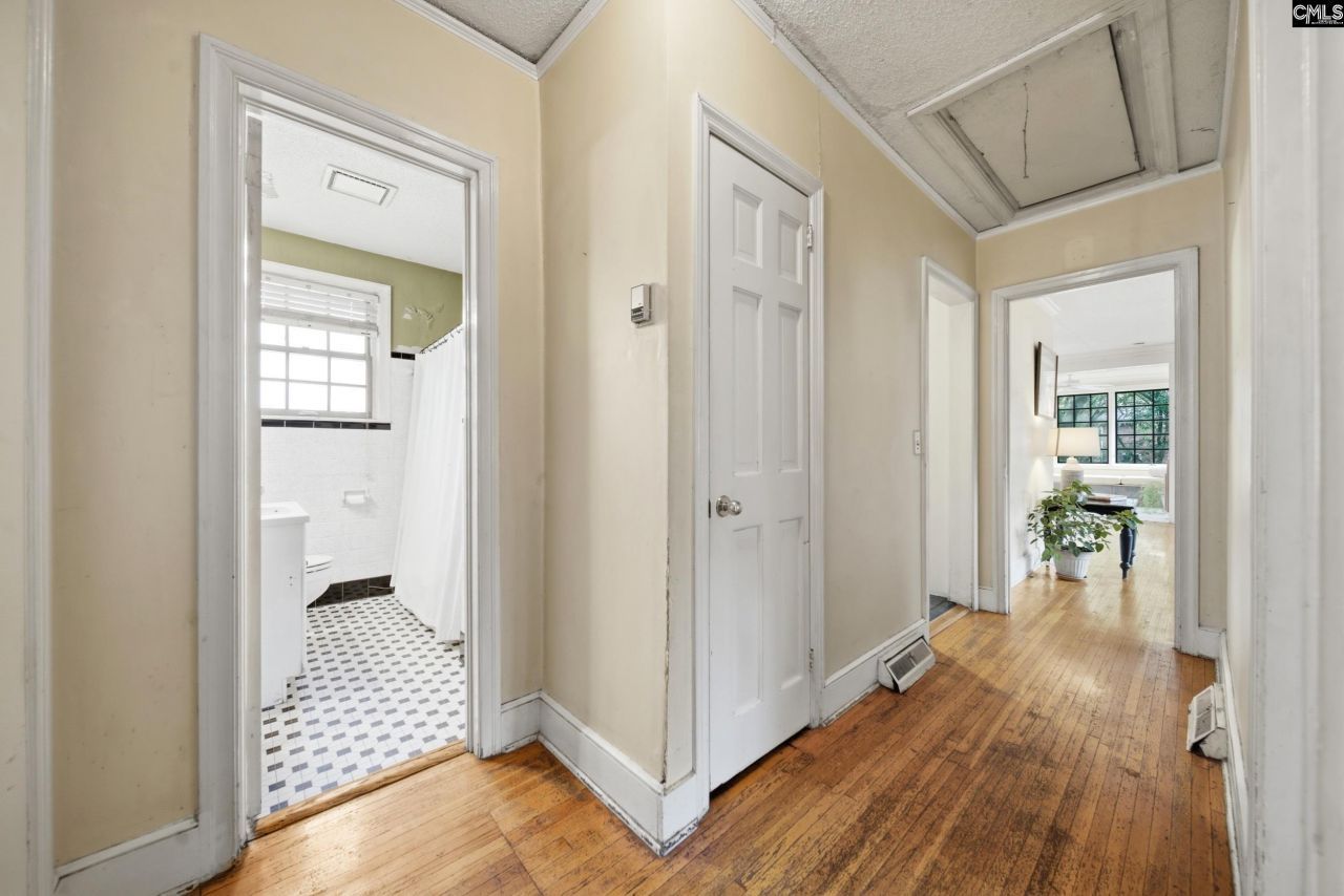 6429 Pinefield Road  Photo 11