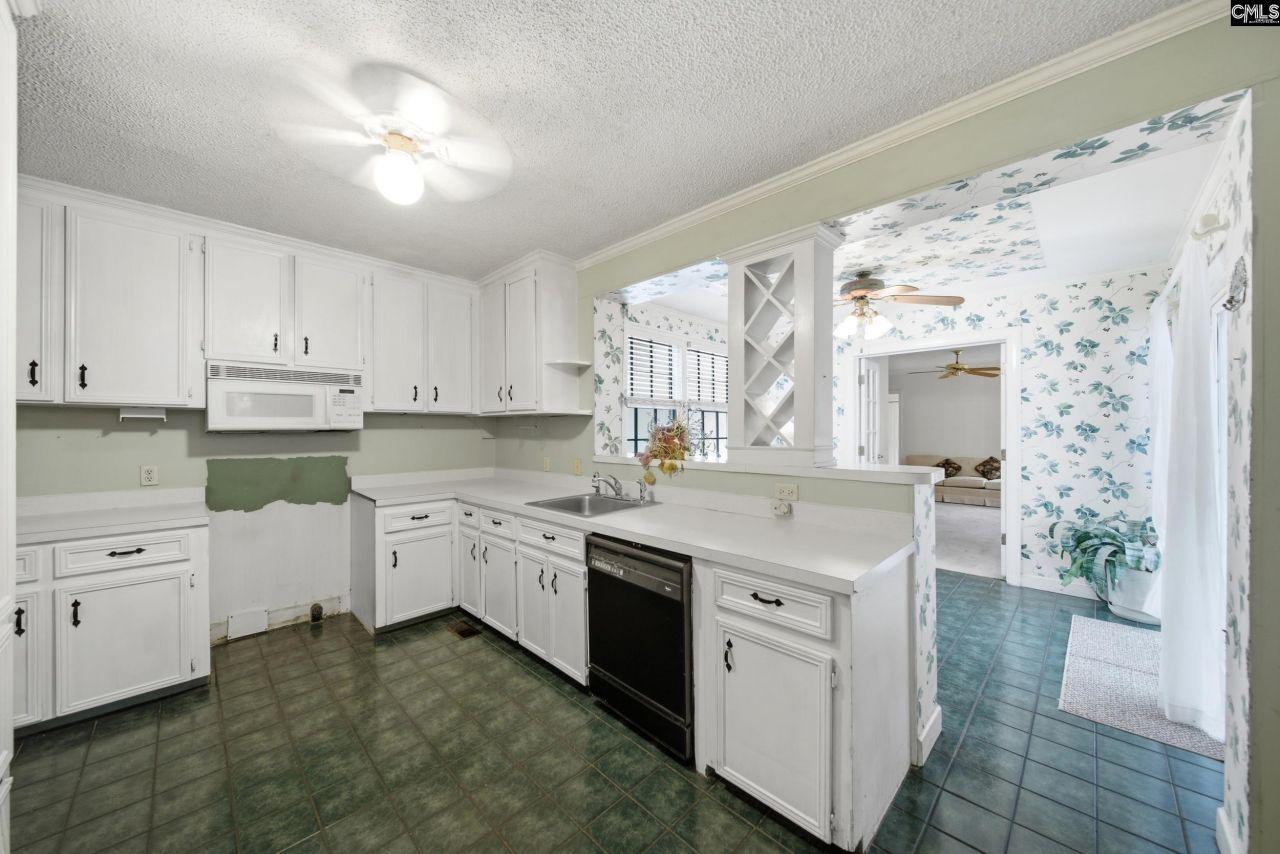 6429 Pinefield Road  Photo 13