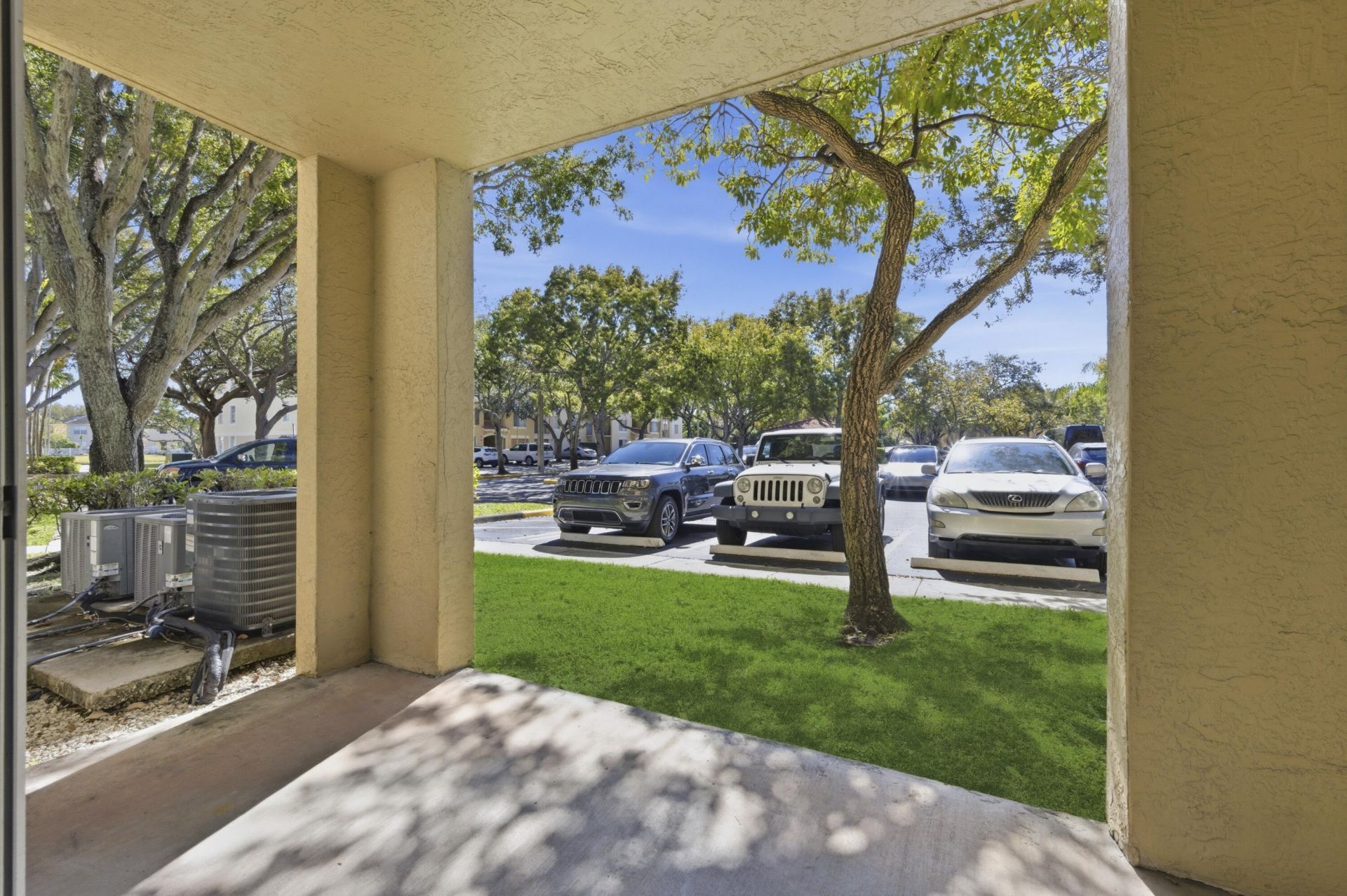 4200 San Marino Boulevard, Unit 107, West Palm Beach, FL 33409 Photo