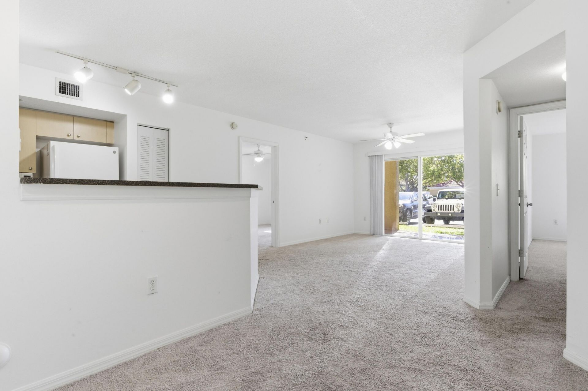 4200 San Marino Boulevard, Unit 107, West Palm Beach, FL 33409 Photo