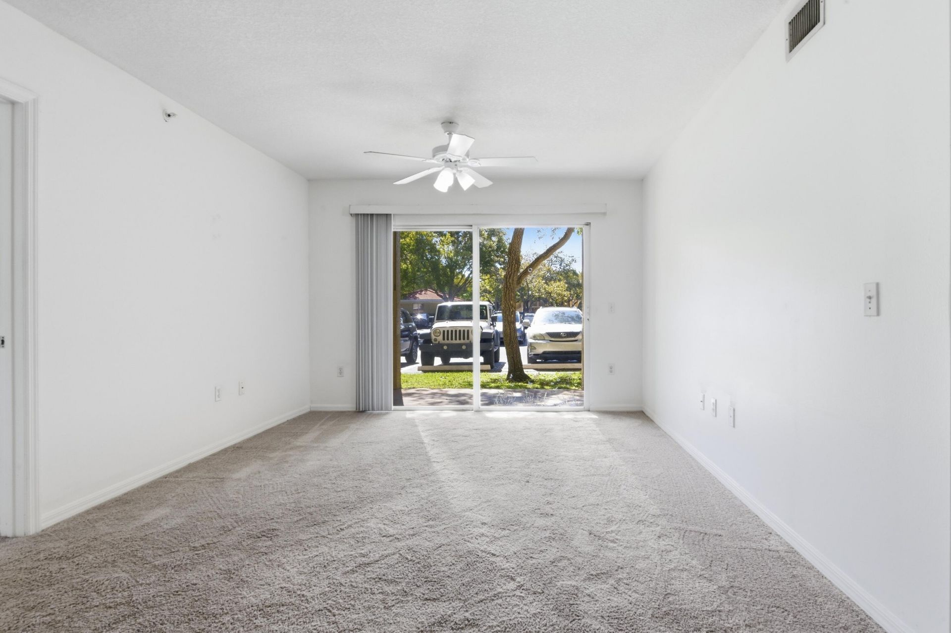 4200 San Marino Boulevard, Unit 107, West Palm Beach, FL 33409 Photo