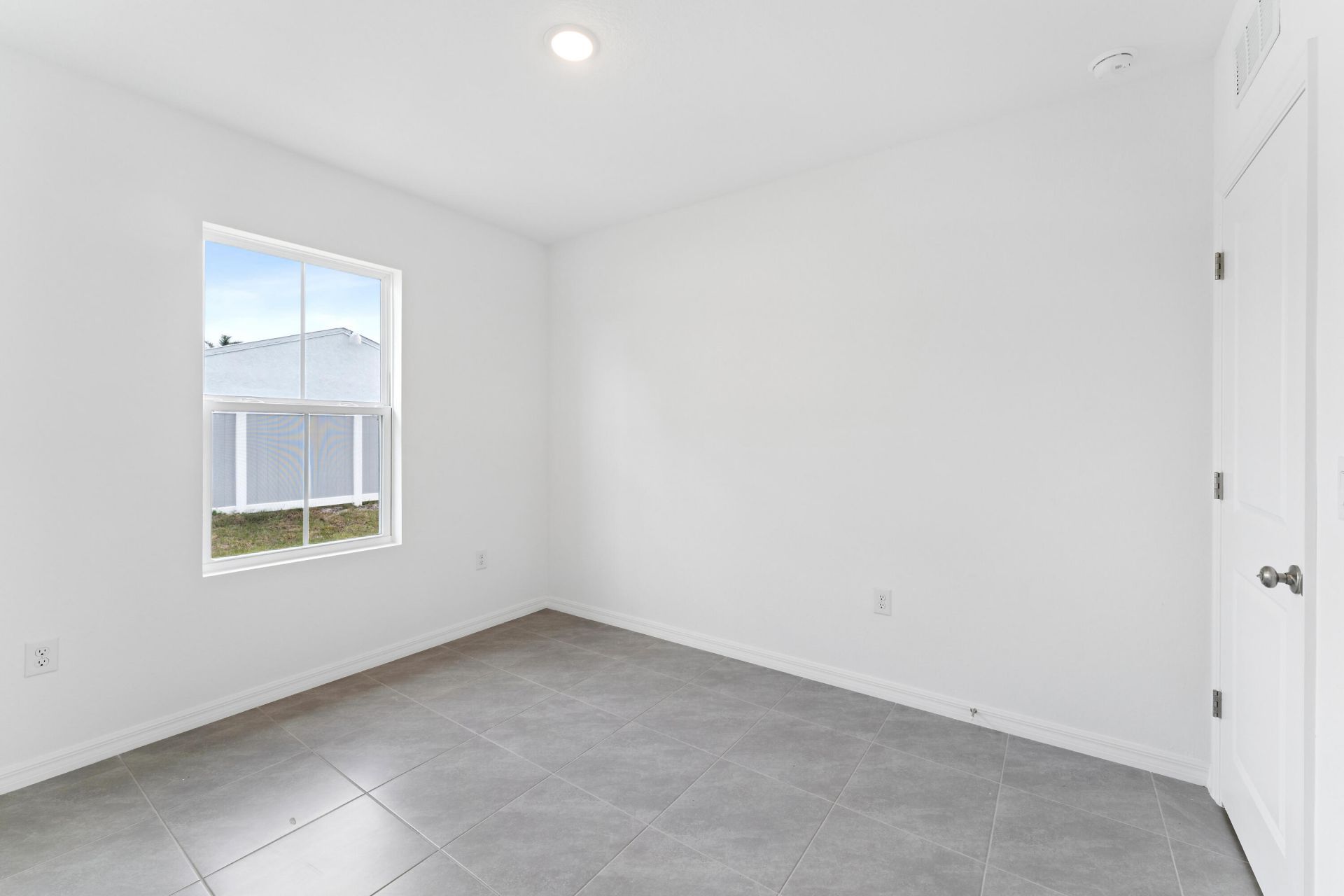 879 SW Mccoy Avenue, Unit 74, Port Saint Lucie, FL 34953 Photo