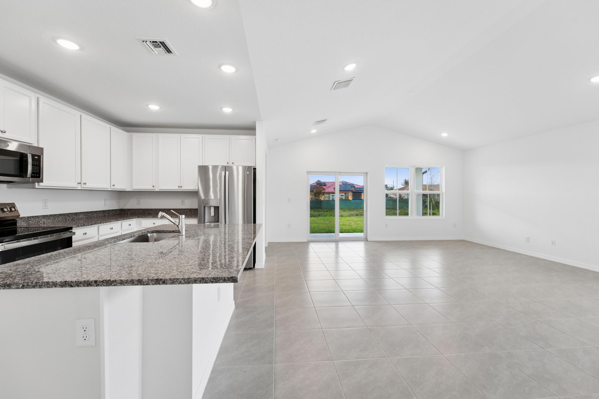 879 SW Mccoy Avenue, Unit 74, Port Saint Lucie, FL 34953 Photo