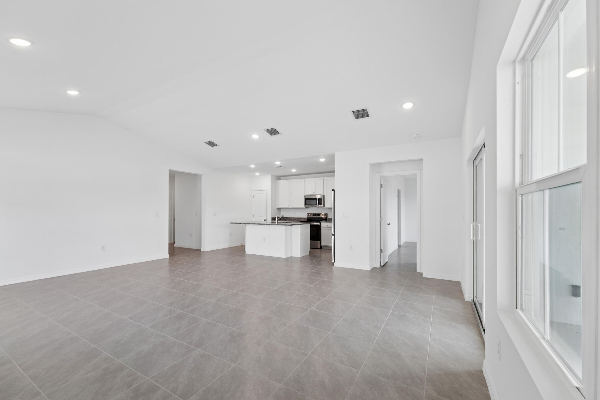 879 SW Mccoy Avenue, Unit 74, Port Saint Lucie, FL 34953 Photo