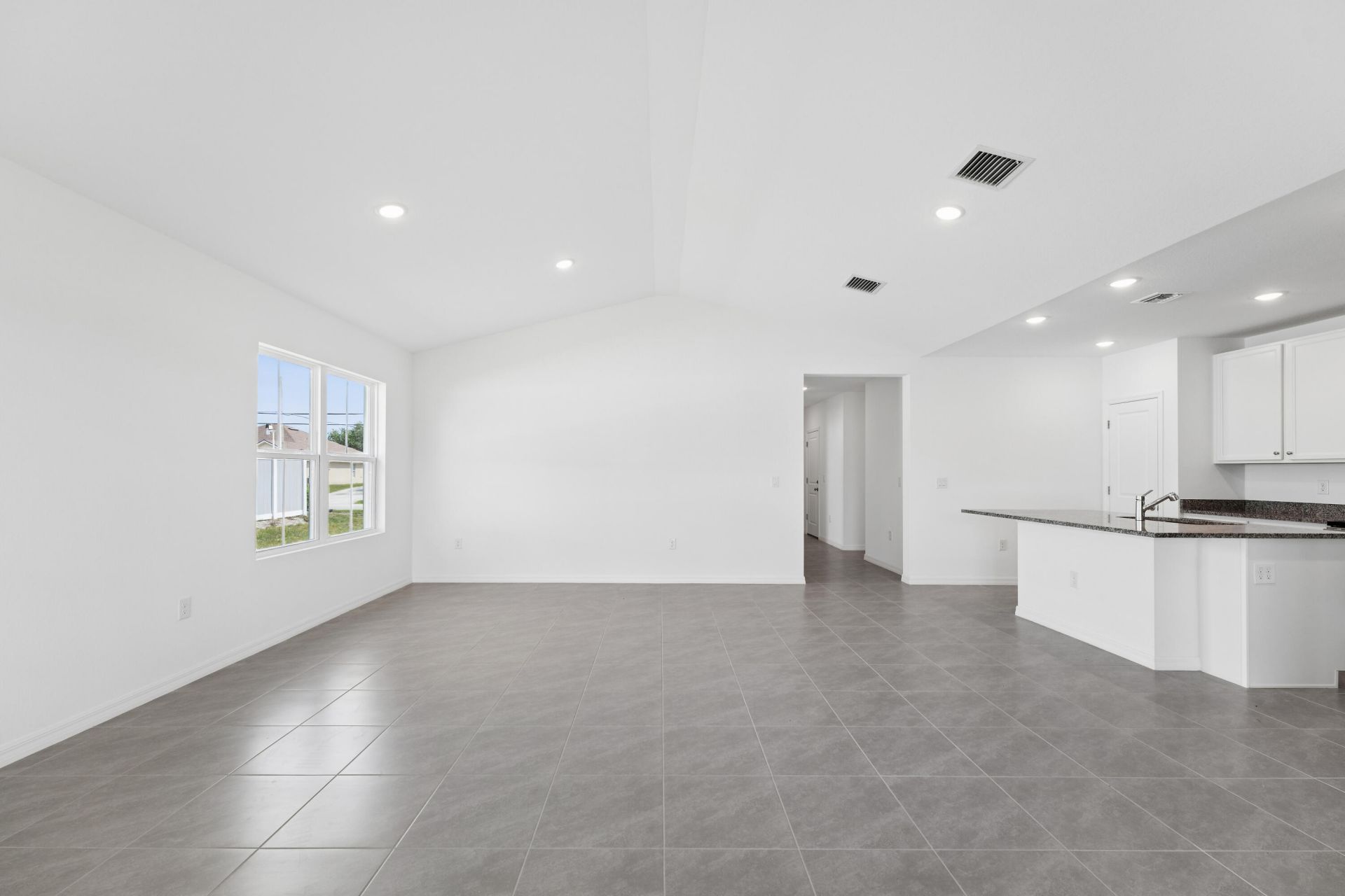 879 SW Mccoy Avenue, Unit 74, Port Saint Lucie, FL 34953 Photo