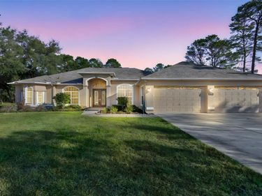 11235 WARM WIND WAY , WEEKI WACHEE, FL 34613