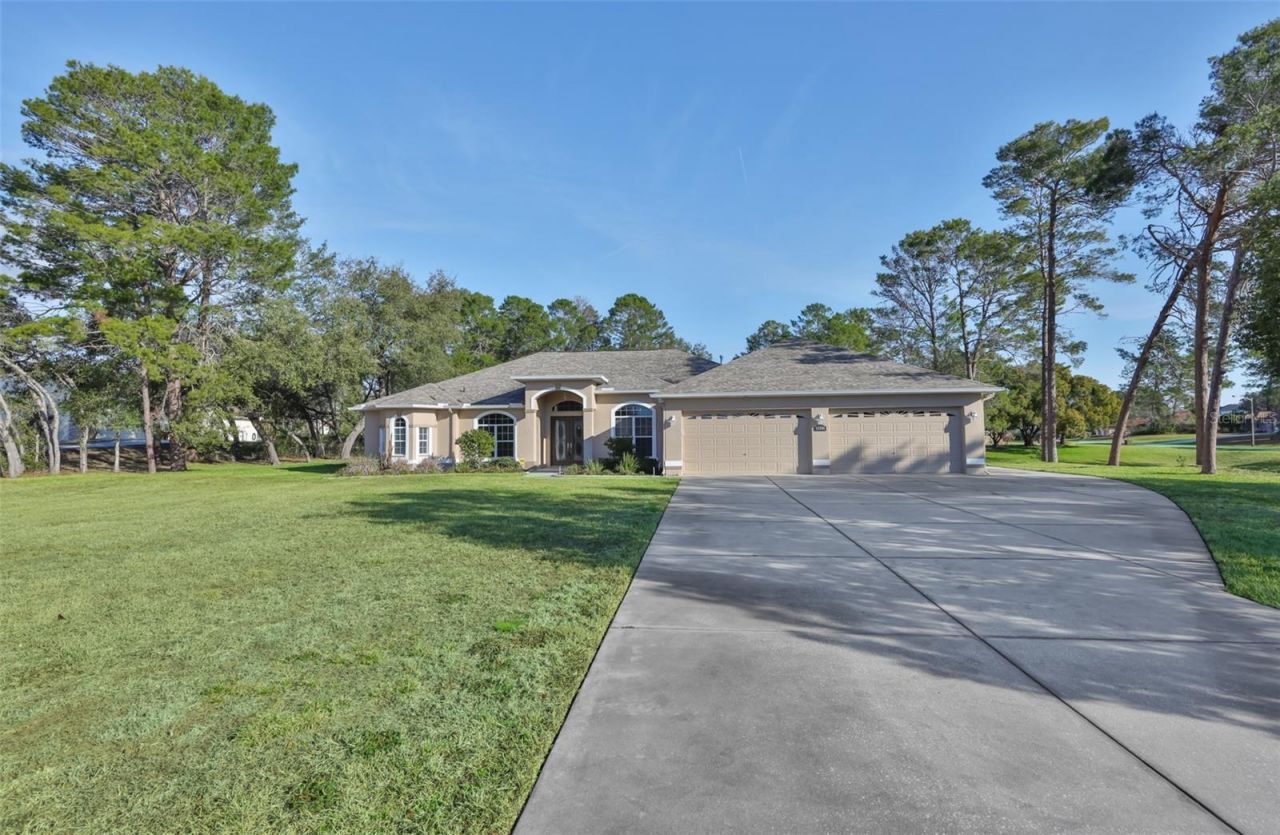 11235 Warm Wind Way , Weeki Wachee, FL 34613 Photo
