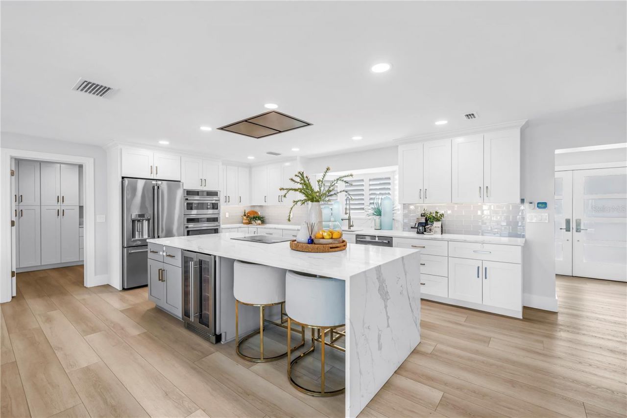 1093 42nd Avenue Ne, Saint Petersburg, FL 33703 Photo