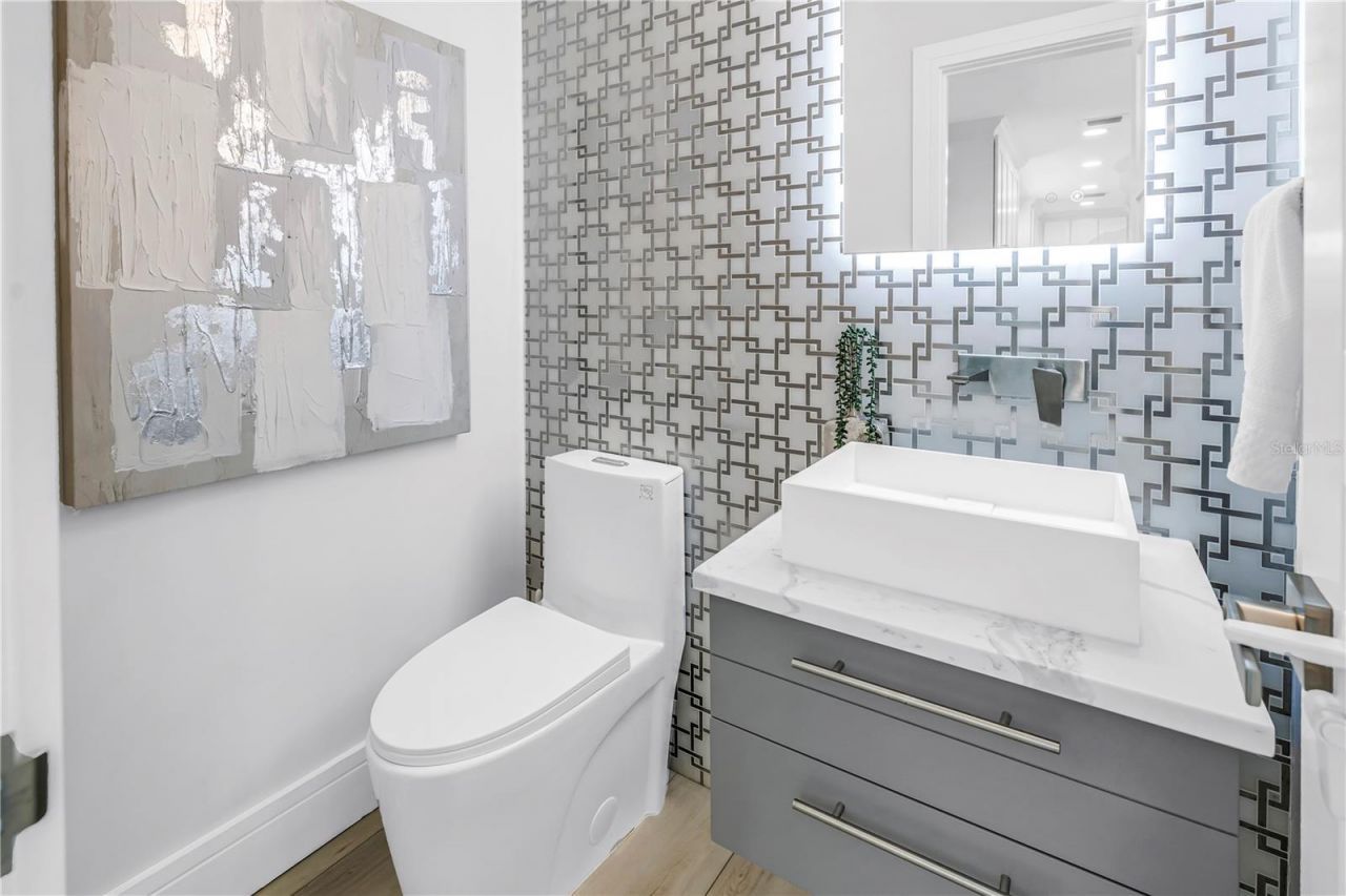 1093 42nd Avenue Ne, Saint Petersburg, FL 33703 Photo