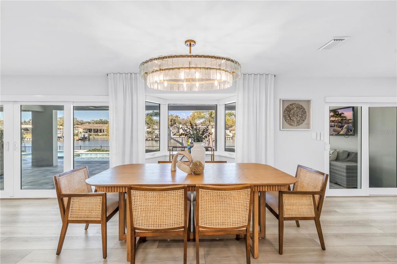 1093 42nd Avenue Ne, Saint Petersburg, FL 33703 Photo