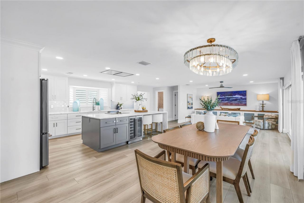 1093 42nd Avenue Ne, Saint Petersburg, FL 33703 Photo