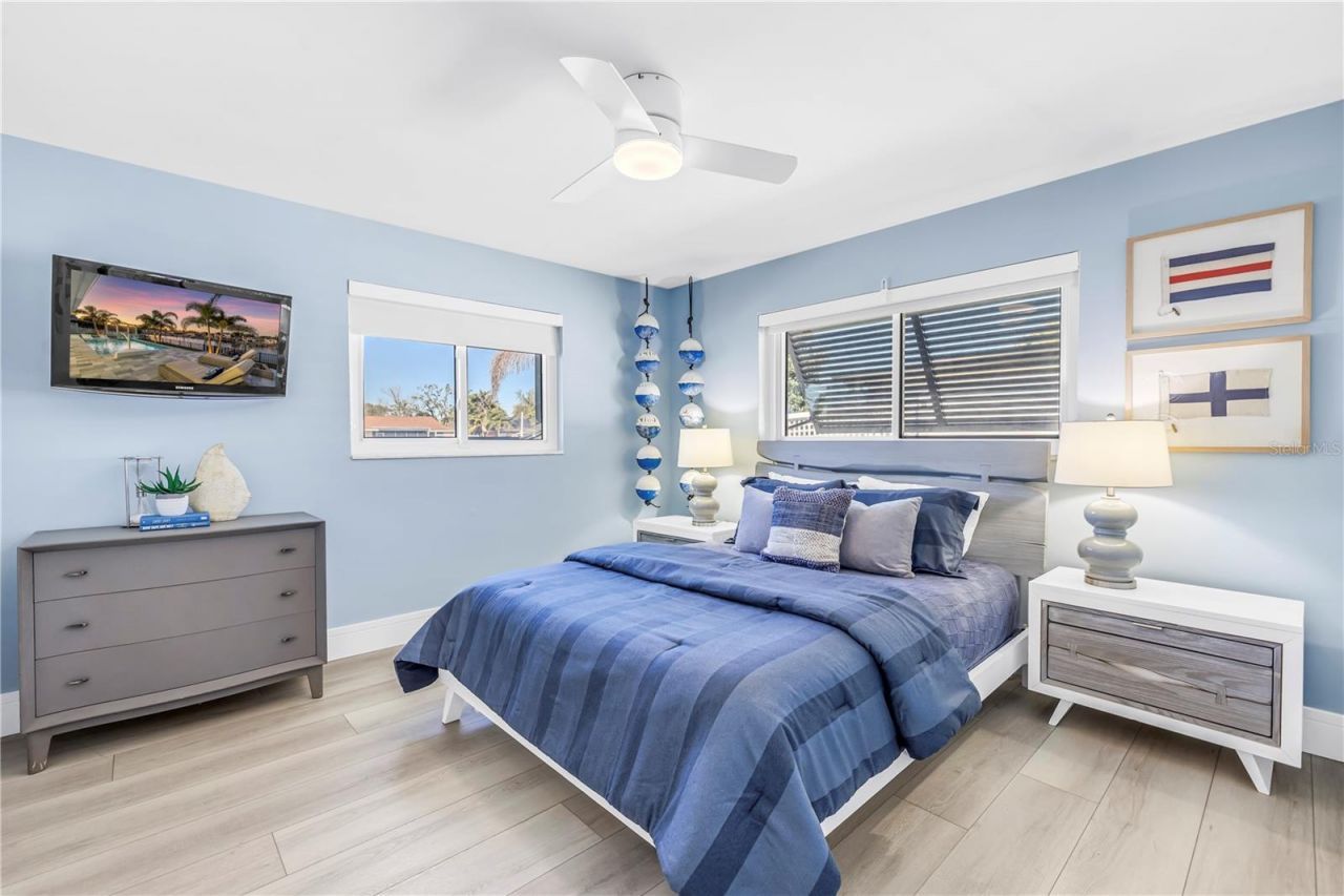 1093 42nd Avenue Ne, Saint Petersburg, FL 33703 Photo