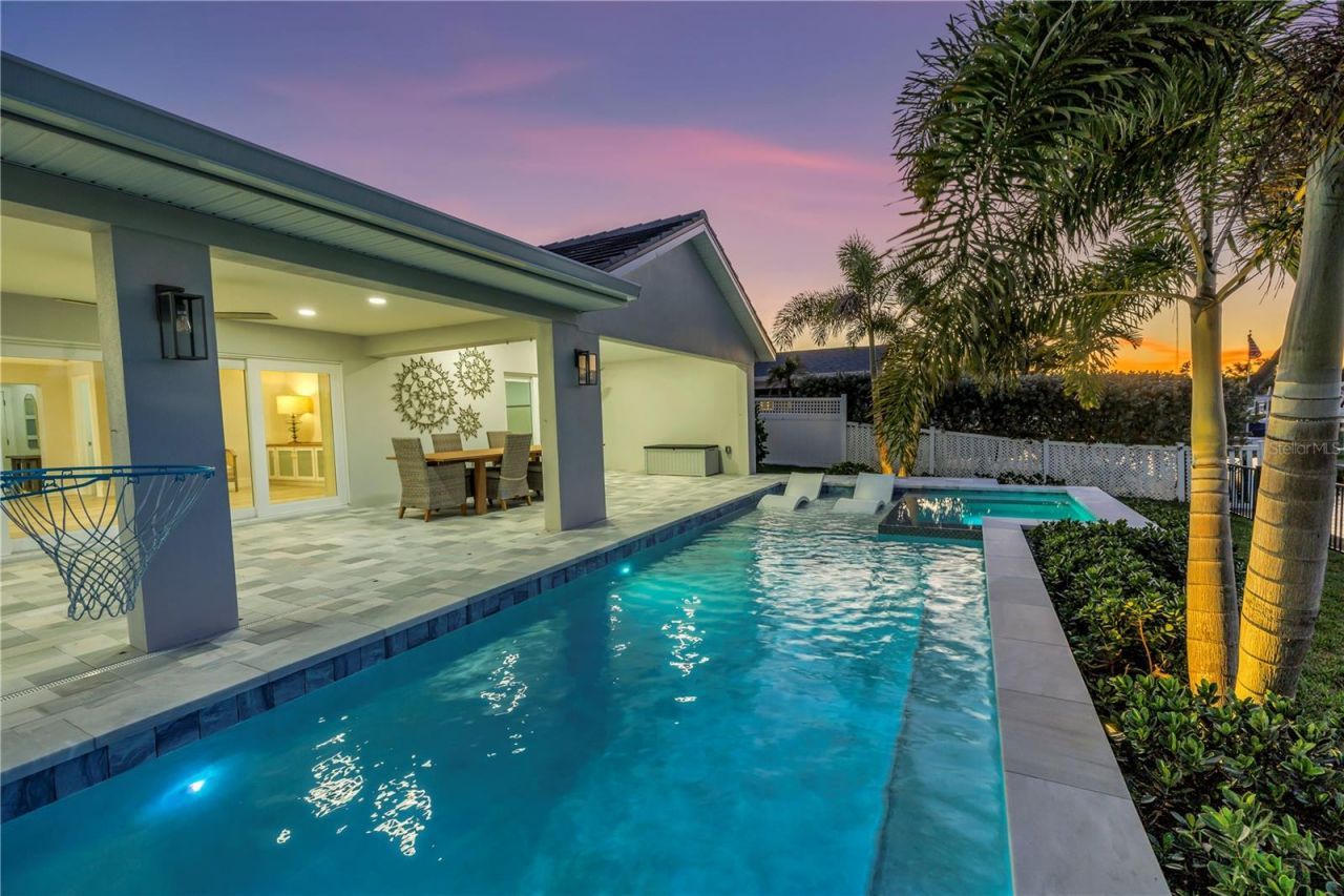 1093 42nd Avenue Ne, Saint Petersburg, FL 33703 Photo