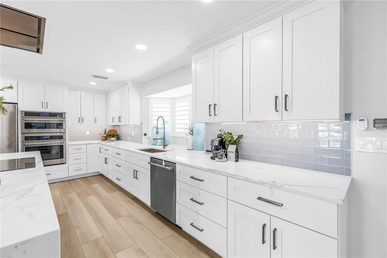 1093 42nd Avenue Ne, Saint Petersburg, FL 33703 Photo