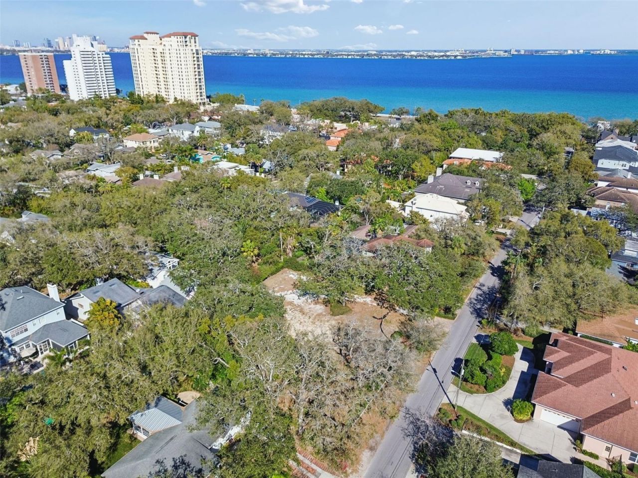 3015 W Fair Oaks Avenue , Tampa, FL 33611 Photo