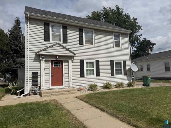 1300 E 6th St, Sioux Falls, SD 57106