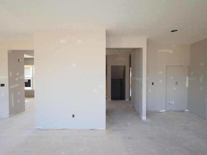 405 Osprey Drive, Galena, OH 43021 Photo 3