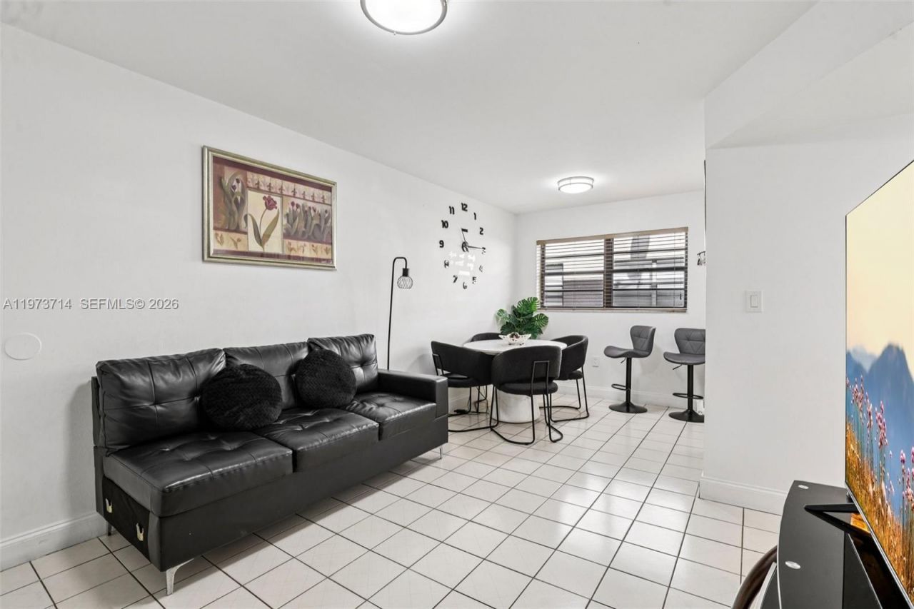 5930 W 25th Ct , Unit 104, Hialeah, FL 33016 Photo