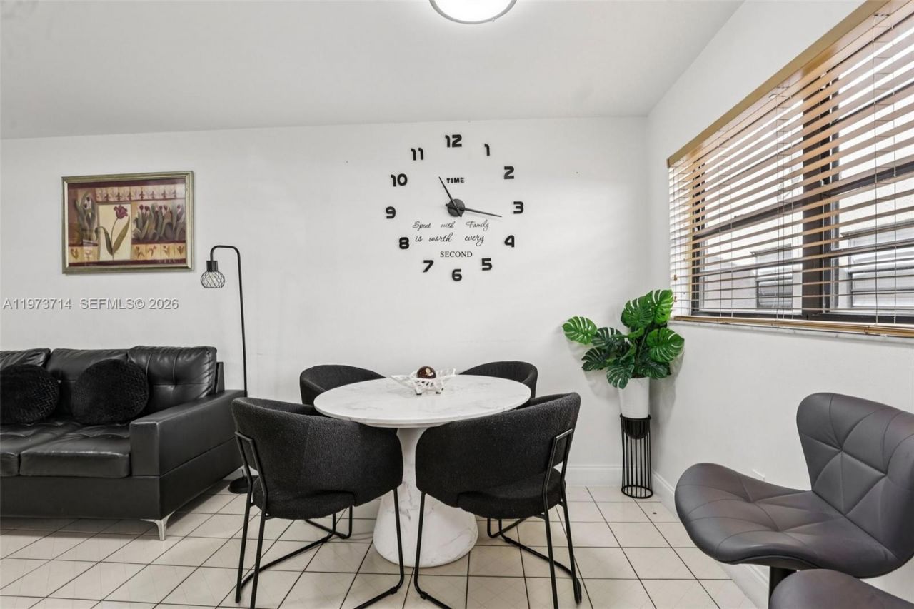 5930 W 25th Ct , Unit 104, Hialeah, FL 33016 Photo