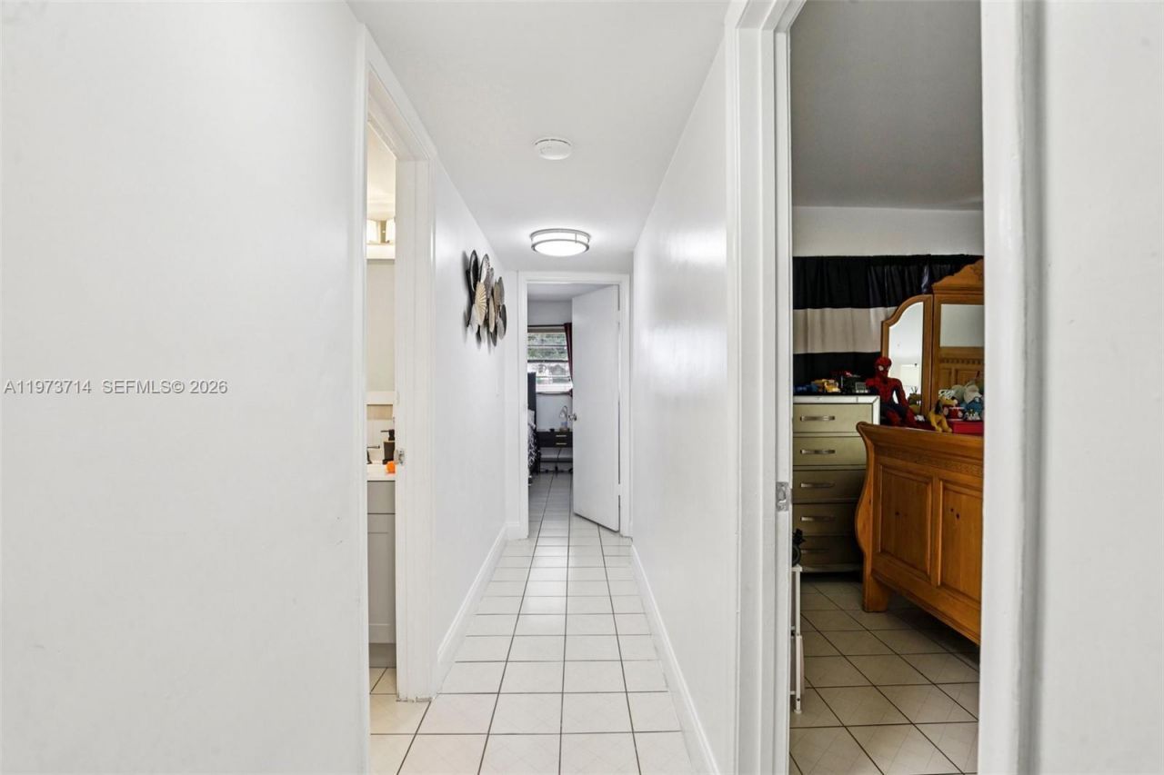 5930 W 25th Ct , Unit 104, Hialeah, FL 33016 Photo