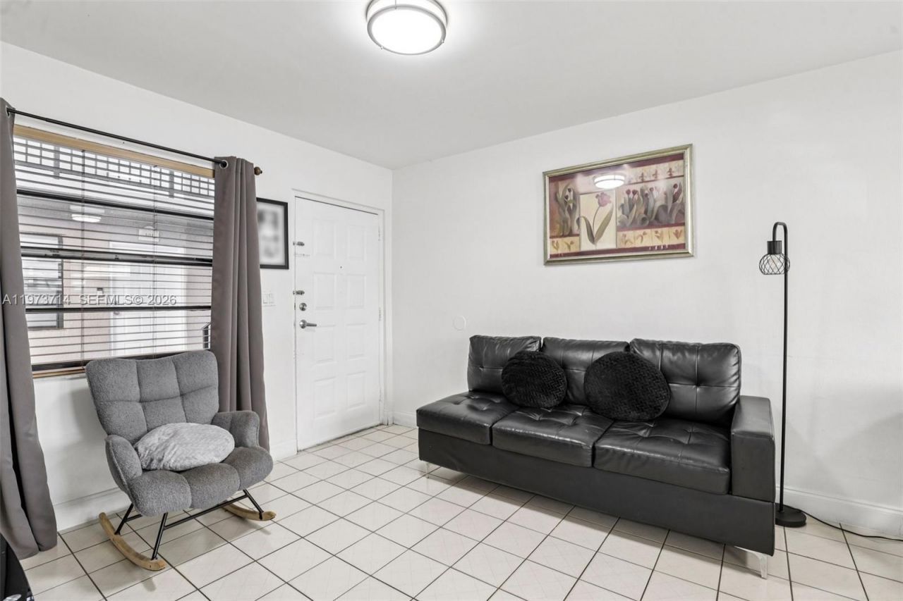 5930 W 25th Ct , Unit 104, Hialeah, FL 33016 Photo