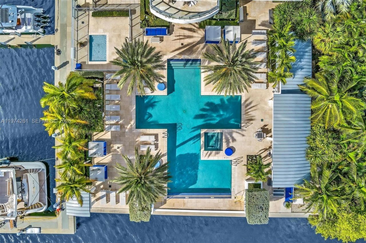 17301 Biscayne Blvd, Unit 210, North Miami Beach, FL 33160 Photo