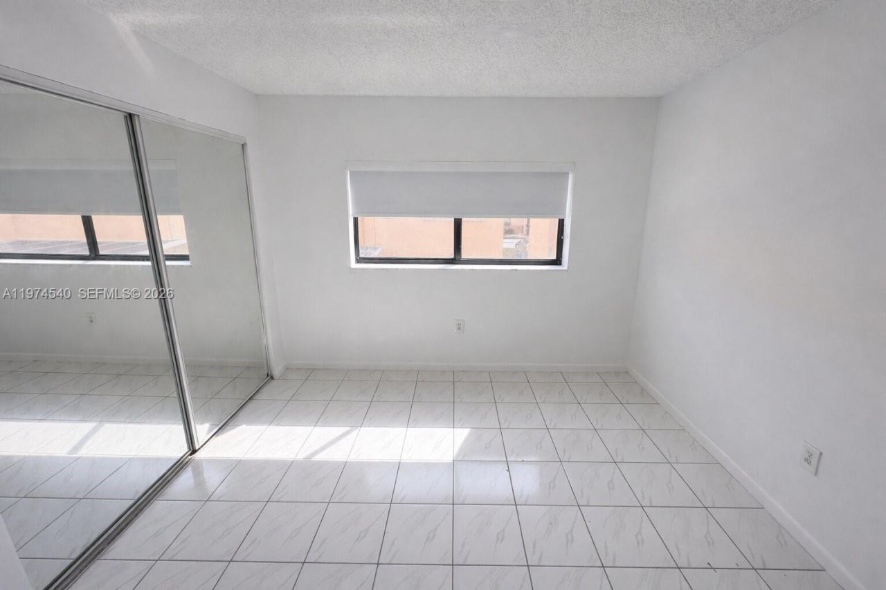 7891 W 29th Way , Unit 202, Hialeah, FL 33018 Photo