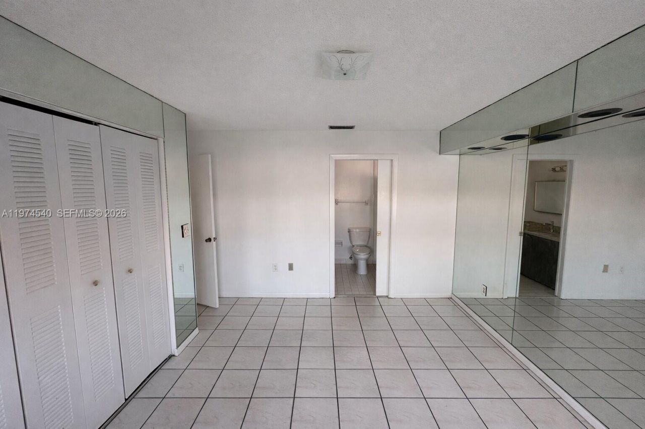7891 W 29th Way , Unit 202, Hialeah, FL 33018 Photo