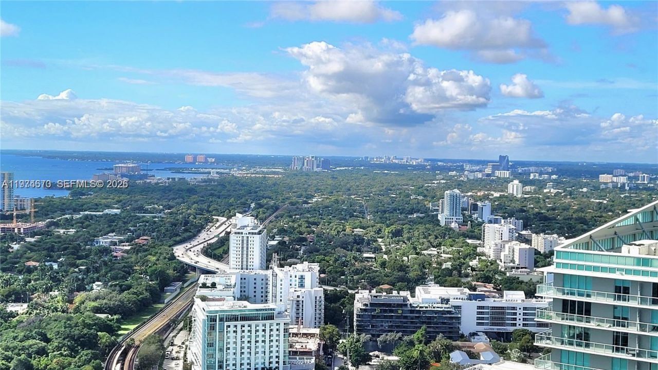 1100 S Miami Ave, Unit 4201, Miami, FL 33130 Photo