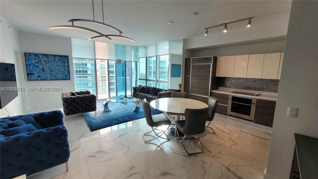 1100 S Miami Ave, Unit 4201, Miami, FL 33130 Photo