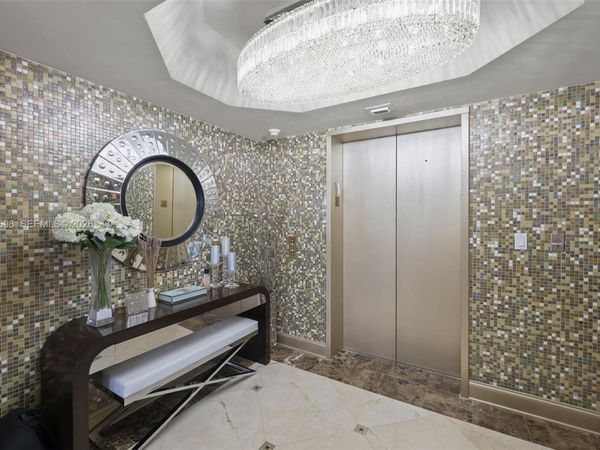 2600 Island Blvd, Unit 1006, Aventura, FL 33160