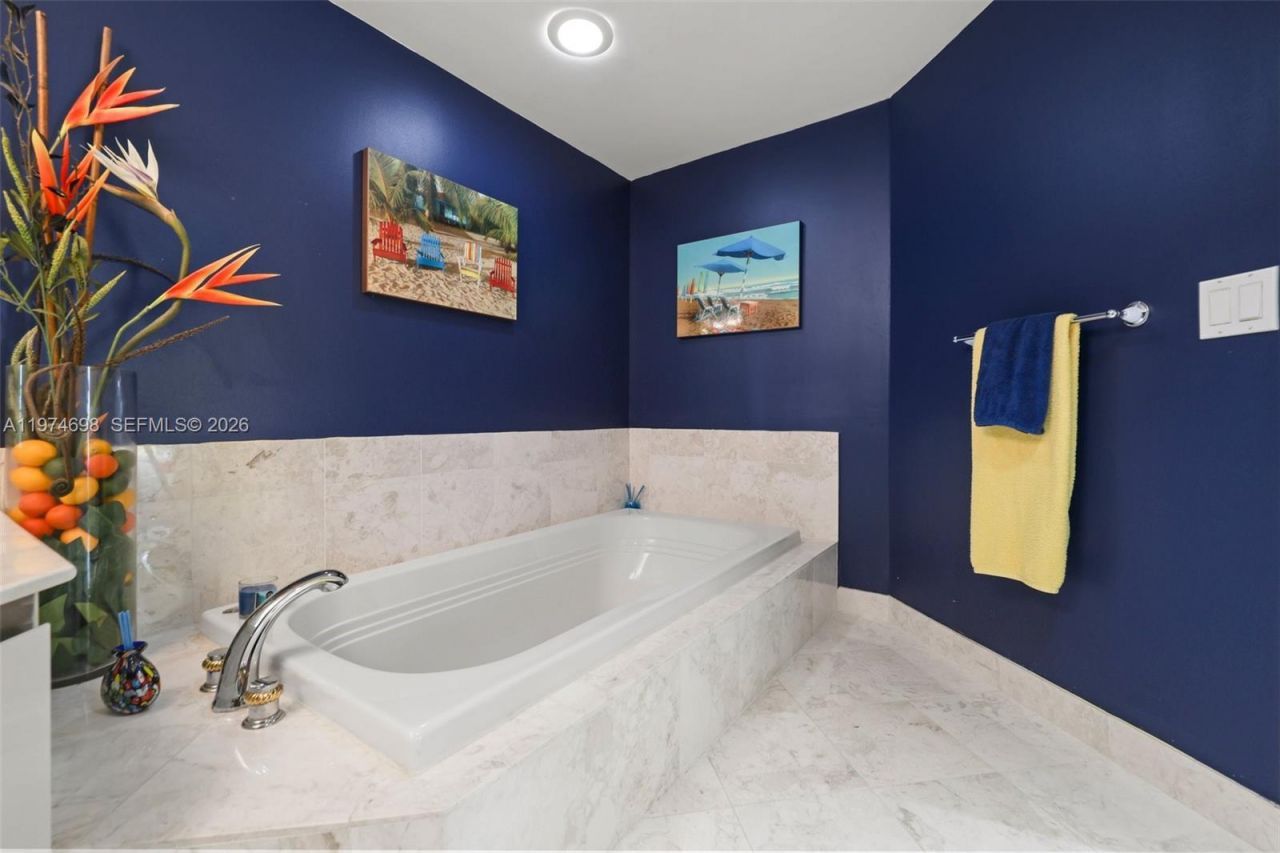 2600 Island Blvd, Unit 1006, Aventura, FL 33160 Photo