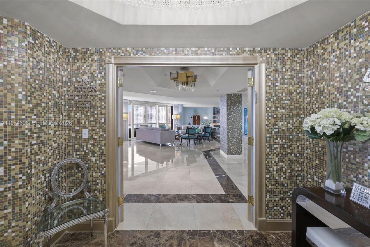 2600 Island Blvd, Unit 1006, Aventura, FL 33160 Photo