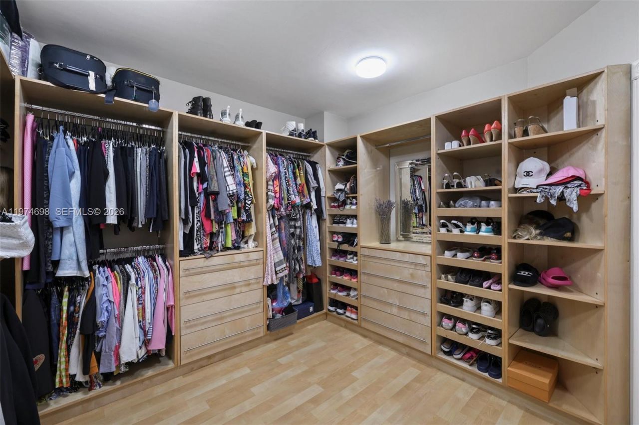 2600 Island Blvd, Unit 1006, Aventura, FL 33160 Photo