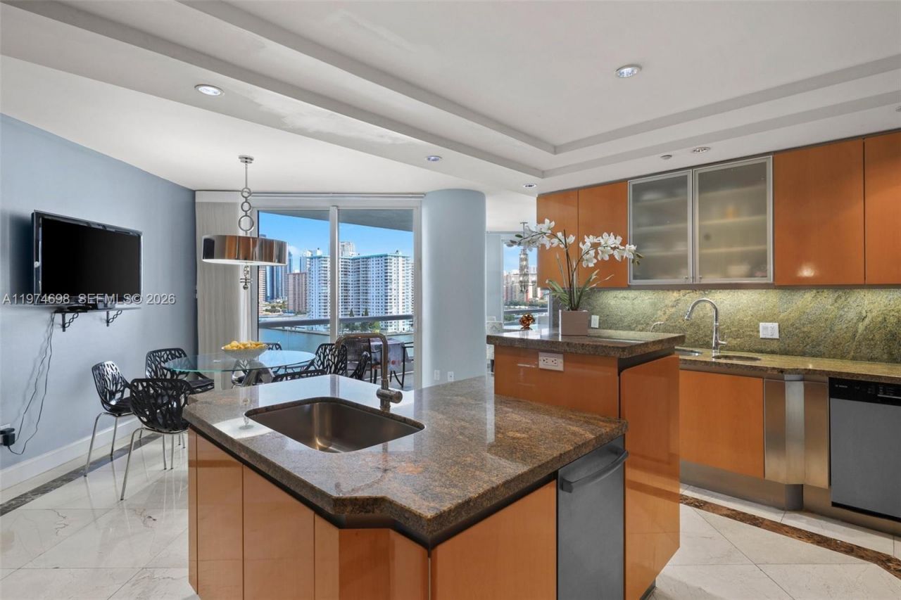 2600 Island Blvd, Unit 1006, Aventura, FL 33160 Photo