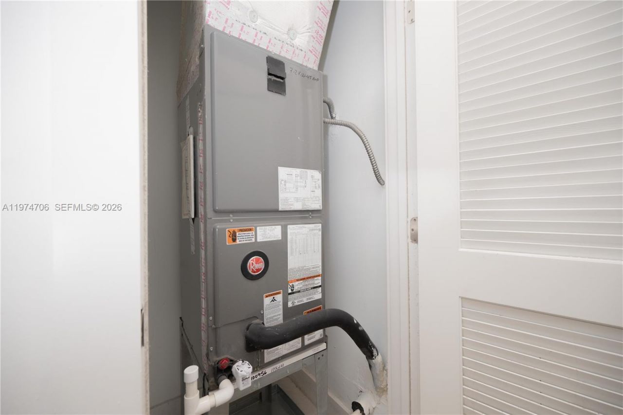 10366 NW 68th Ter , Doral, FL 33178 Photo