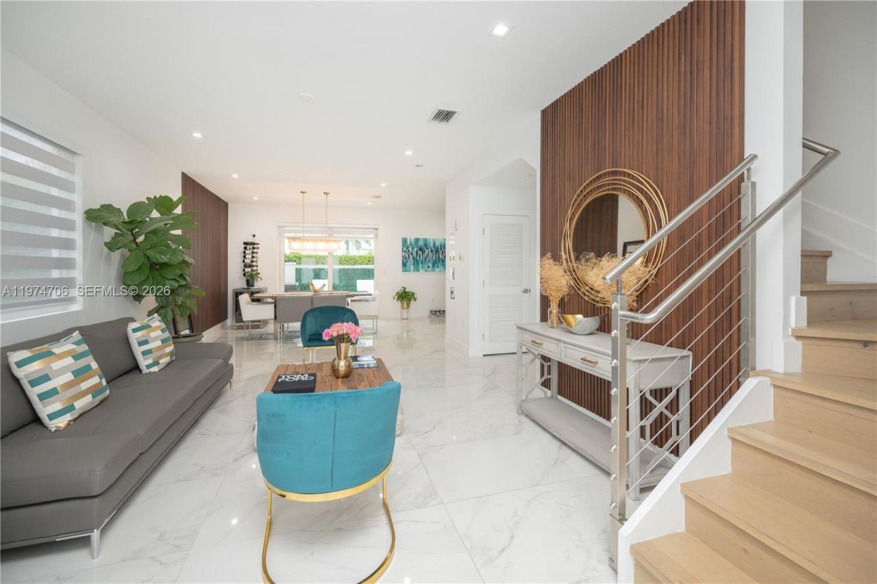 10366 NW 68th Ter , Doral, FL 33178 Photo