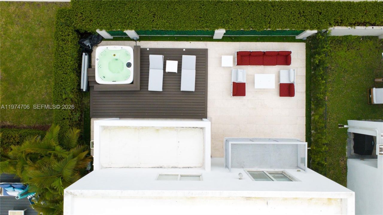 10366 NW 68th Ter , Doral, FL 33178 Photo