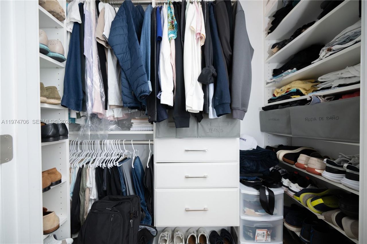 10366 NW 68th Ter , Doral, FL 33178 Photo