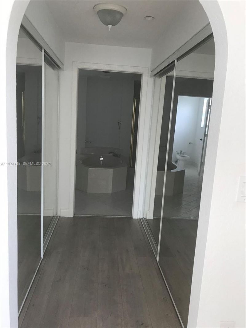 10770 NW 66th St, Unit 414, Doral, FL 33178 Photo